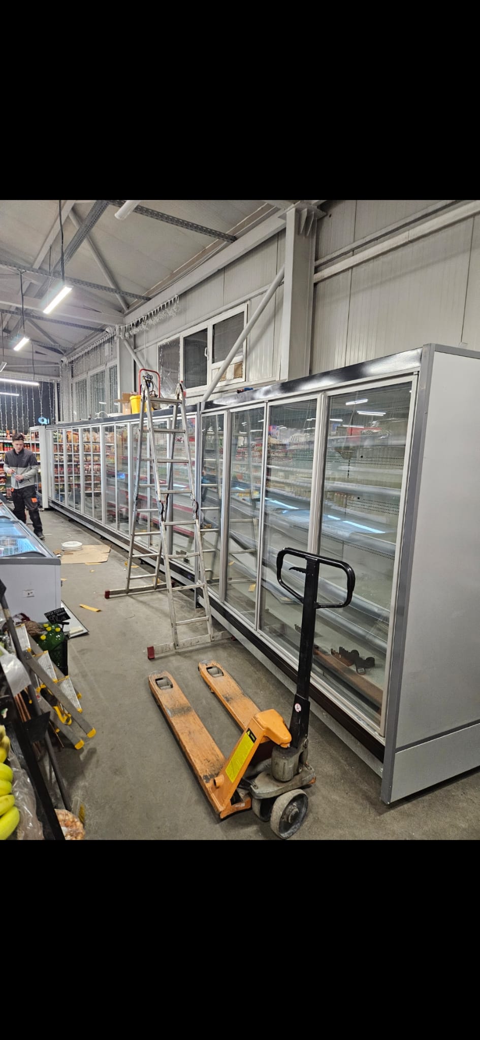 Componente și conexiuni frigorifice